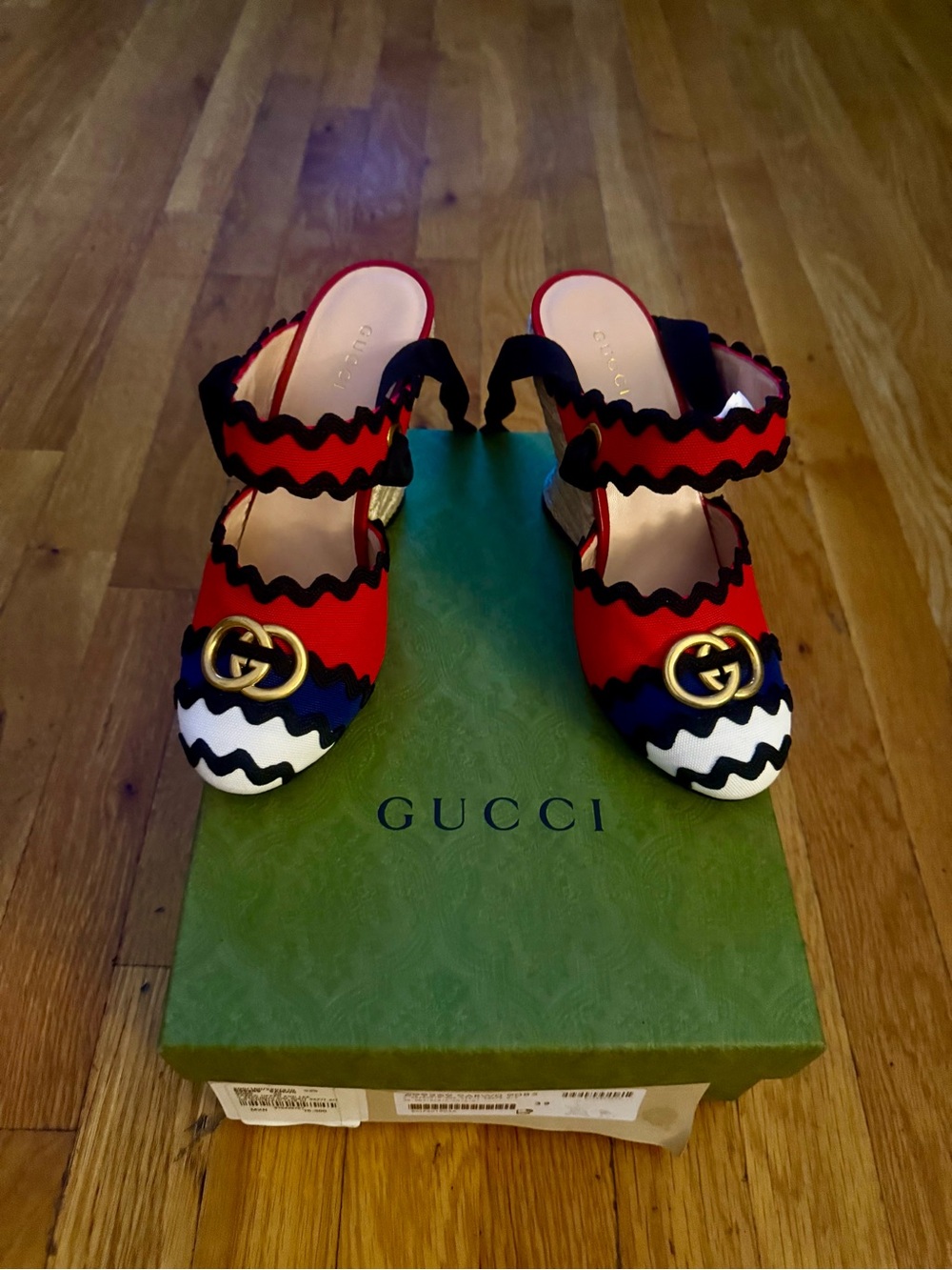 Gucci Red, Black & White Scalloped Mid-Heel Mules with Gold GG